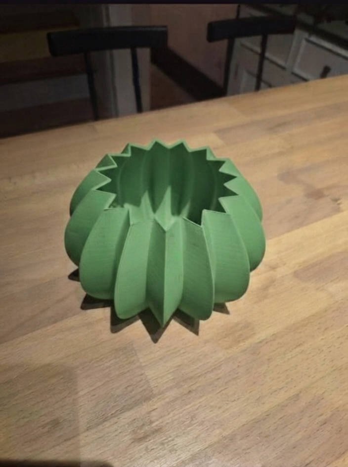 Pleated bowl vase